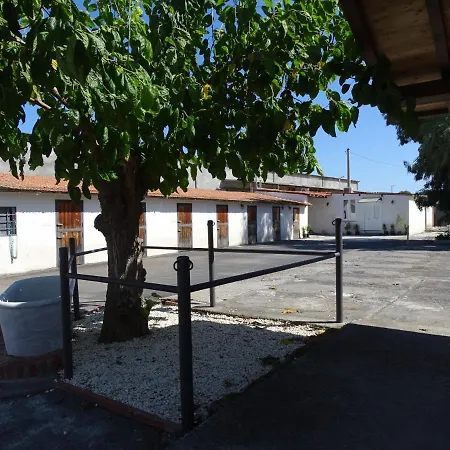 Appartamento La Casetta Al Maneggio Aeroporto di Catania Fontana Rossa